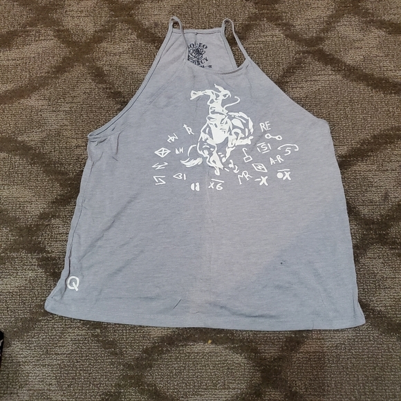 Tank tops - Picture 3 of 3